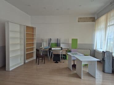 3d qələm: Ofis və sinif üçün mebel dəsti stollar və stullar. stullar 7 AZN — 7