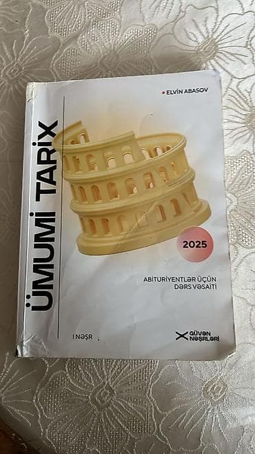 kitab alan: Güvən nəşriyyatının abituriyentlər üçün hazırladığı fənn topluları — 5