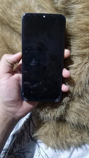 Samsung Galaxy A15, 128 GB, rəng - Mavi, Qırıq