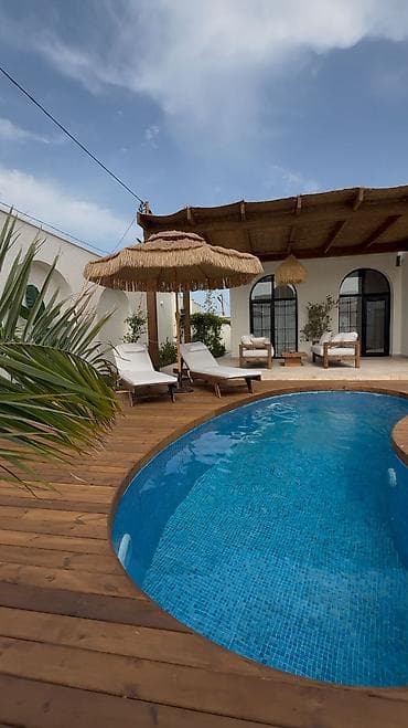 razin heyet evleri: Mərdəkanda yerləşən isti, hovuzlu bağ evimiz xidmətinizdədi,xidmətə — 3