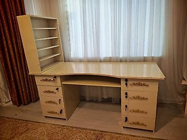 İşlənmiş, Manikür üçün masa — 1