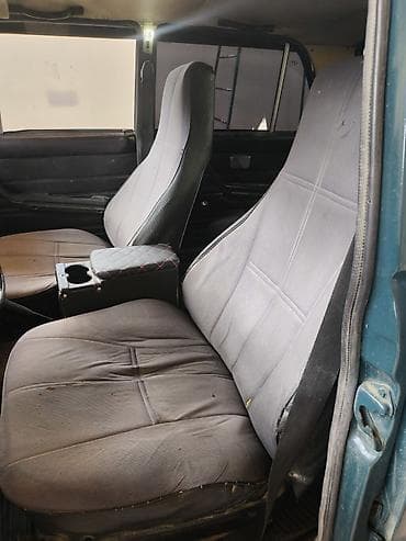 Avtomobil alışı: VAZ 2106 sedan - Kuzov: tünd yaşıl rəng, 4 qapı, xrom yan moldinqlər — 8