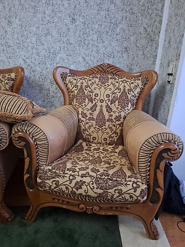 Klassik divan, Divan
