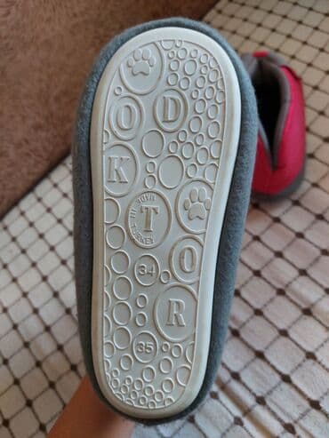 Ətəklər: Uşaq ev ayaqqabıları/slipləri - Rəng: çəhrayı/göy‑boz detallı - Üst — 3