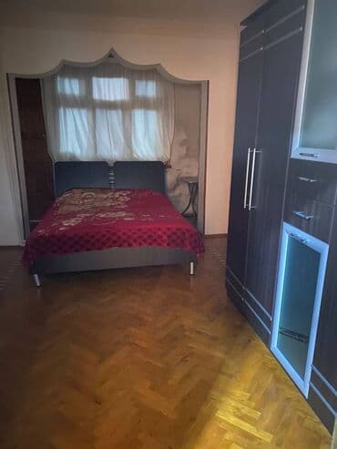 8 mikrorayon: Binəqədi rayonu,9 MKR,Zərifə göz xəstəxanası ilə üzbəüz,9 — 3