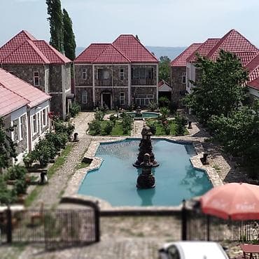 F Garden Holiday Village Sheki 2 nəfərlik otaq 70 Azn 3 nəfərlik otaq — 7