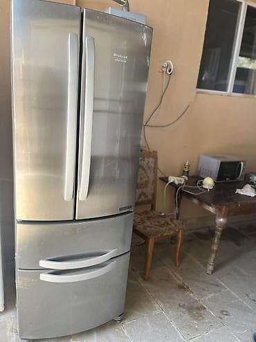 iphone 12 max: Yeni 4 qapılı Hotpoint Ariston Soyuducu Satılır, rəng - Bej, Dispenserli — 2