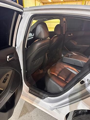 masin satis sayti: Kia Optima (ağ rəng), sedan, SX GDi - Kuzov: 4 qapılı sedan, ağ rəng — 7