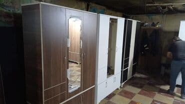 kupe şkaf: Yeni, Kupe, 3 qapılı Düz dolab, Dolab-asılqan, Azərbaycan — 19