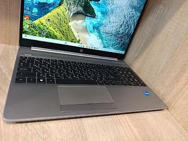 acer notebook adapter: HP 250 G8 ( i5-1135G7 ) — 3