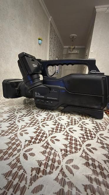 qara çanta: Sony HD peşəkar videokamera dəsti Məhsulun adı/modeli: Sony — 6