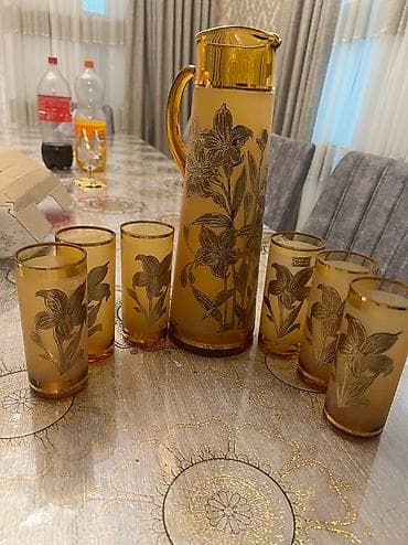 kafeyni serviz: Stekan desti bahalidi rengi heckimde olmayan bir maldi evde qalibdi — 1