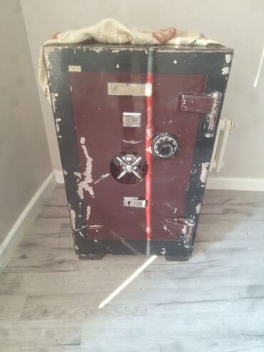 Digər biznes avadanlığı: Seyf — 4