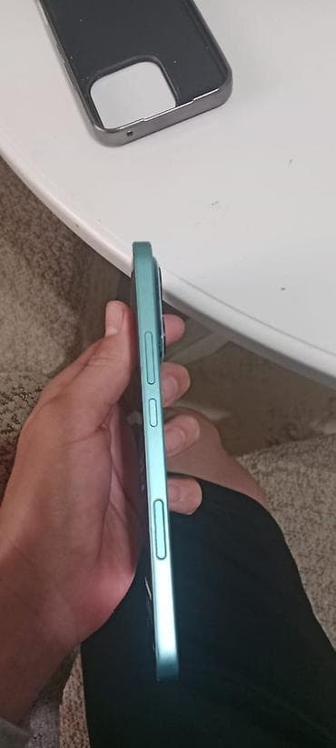 Məhsul: Mavi rəngdə smartfon + qoruyucu keyfiyyətli örtük (şəkillərdə