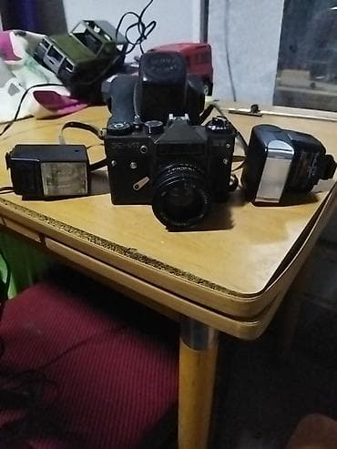 bas masini: Zenit ET 35mm film fotoaparat dəsti - Fotoaparat: Zenit ET, M42 — 2