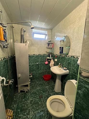 1 otaqli menzil satilir: 2 otaqlı mənzil Quba rayon Zərdabi qəsəbəsində 2 mərtəbə binanın 1 ci — 5