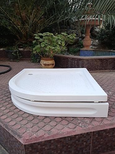 Потолок: Duş kabinası üçün künc palet - Forma: kvadrat-kvadratın küncü — 1