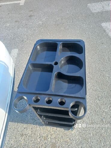 künc rəf: Etajarka salon ucun berber ucun kraska qoymaq üçün etajarka — 3