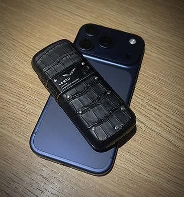 telefon qiyməti: Vertu Constellation, < 2 GB Memory Capacity, rəng - Qara, Düyməli — 1
