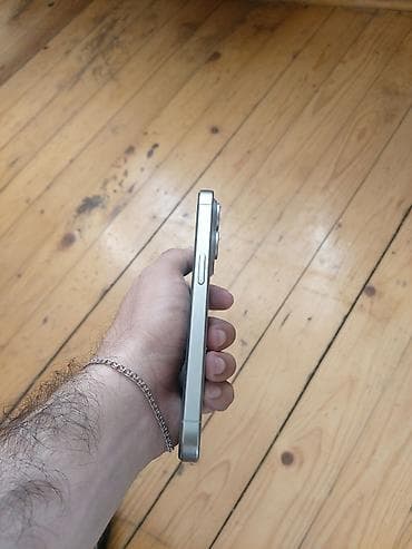ipad pro m5: IPhone 15 Pro, Natural Titanium, Face ID — 4