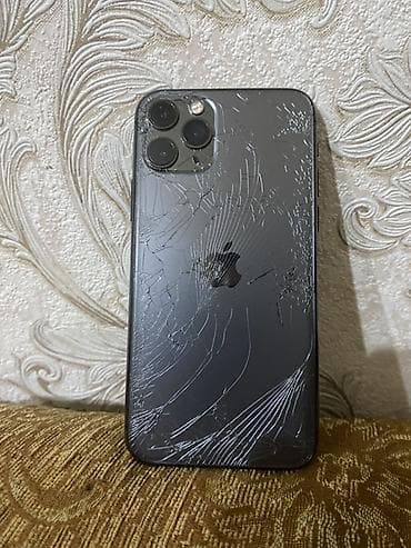 uz qirxan: IPhone 11 Pro, 64 GB, Space Gray, Simsiz şarj, Face ID — 4