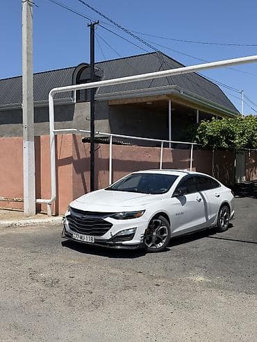 traktor satşı: Chevrolet Malibu: 1.5 l | 2021 il 142000 km Sedan — 1