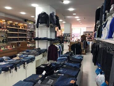 mağaza bağlanır: Həzi Aslanovda, “Xodovoy” yerdə, 120 kv/m-lik obyektin 60 kv/mlik — 4