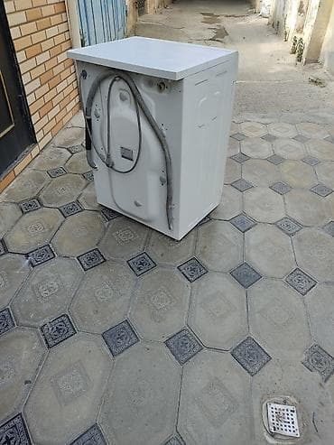 del: Samsung markalı ön yükləməli paltaryuyan maşın. Əsas xüsusiyyətlər: - — 5