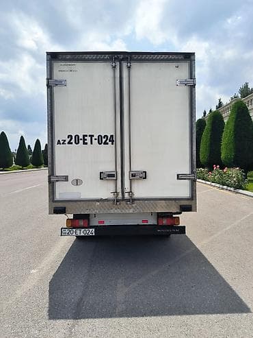 sprinter 646: Mercedes-Benz Sprinter: 2.9 l | 1999 il — 2