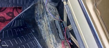 mersedes sükanı: VAZ 2106 sedan - Kuzov: 4 qapılı klassik sedan, bej rəng. Xrom yan — 4