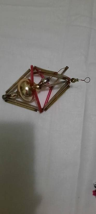 xonça novruz bayramı: Стеклярус ветряк 15м,звезда 15 м,снежинки по 5 м,дед мороз — 10