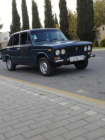 запчасти авто: Vaz 2106 sedan – tünd yaşıl rəng, klassik “kvadrat” kuzov dizaynı. - — 1