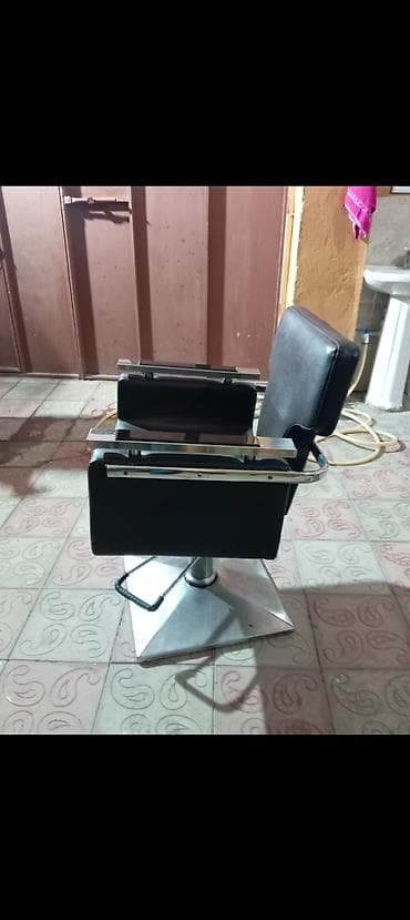 ber ber ustolu: Saş kəsimi kreslosu — 4