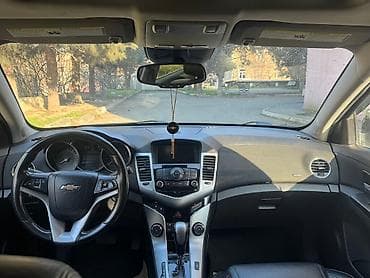 Транспорт: Chevrolet Cruze: 1.4 л | 2013 г. 288000 км Седан — 8