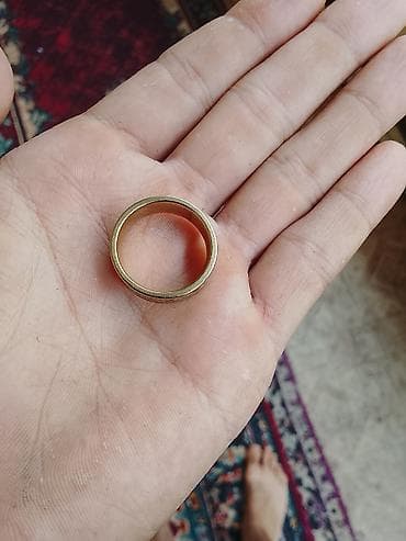 mat 1 qelyan: Dəstə daxildir: Üzük, Sarı qızıl — 1
