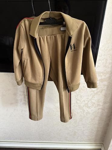 Uşaq üçün idman dəsti – Karl Lagerfeld - Rəng: bej - Dəst: fermuarlı