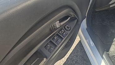 Nəqliyyat: Kia Rio: 1.4 l | 2014 il Sedan — 8