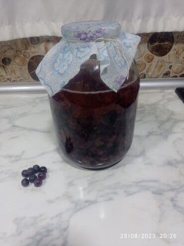 arpa unu satışı: Üzüm, alma, qızılgül vişnə sirkələri satılır 1litri-10₼ sirkələr — 13