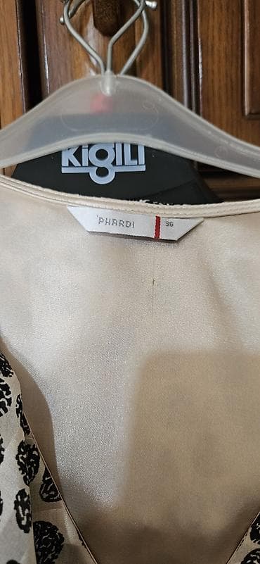 gozel donlar: PHRRDI marka qadın donu — ölçü 36. - Rəng: krem-ağ fon üzərində qara — 2