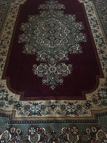 ковёр: Klassik naxışlı xalça - Rənglər: tünd bordo fon, boz-yaşıl mərkəz və — 1