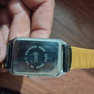 eqreb burcu: Qol saatı, Gucci, rəng - Qara — 2