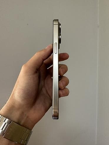 perexadnik iphone: IPhone 15 Pro Max, 256 GB, Natural Titanium — 3