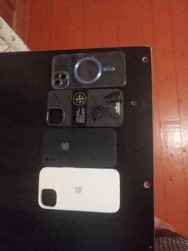 iphone чехол стразы: Bu, müxtəlif modellər üçün nəzərdə tutulmuş dörd ədəd iPhone telefon — 1
