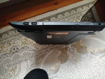 Masaüstü kompüterlər və iş stansiyaları: Acer noutbuk Xüsusiyyətlər və imkanlar: - Korpus: qara, naxışlı — 3