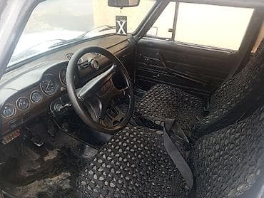 vaz 2106 abirsofka: Maşın satılır. İli 1987 kuzada çürük yoxdur, diferdə az səsi var — 1