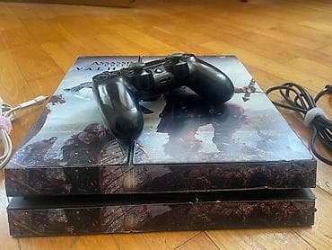 plesteyşin: Assassin’s Creed Valhalla temalı PlayStation 4 fat oyun konsolu seti — 3