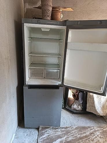 komputer ekran şəkilləri yüklə: 2 qapılı Indesit Soyuducu Satılır, rəng - Boz — 3