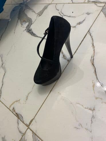 велосипеды 24 дюйма: Туфли, Размер: 34, Б/у — 2