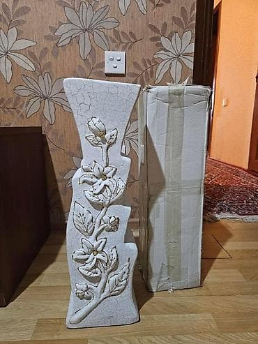 qara gerb sekilleri: Bir vaza, Keramika — 1