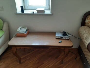 kirayə ev ayliq: Sahil işəri şəhər metrosunun yaxınlığında(Torqovuda) 4 mertebəli — 14